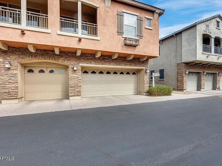 1350 S GREENFIELD Road #1174 photo 1