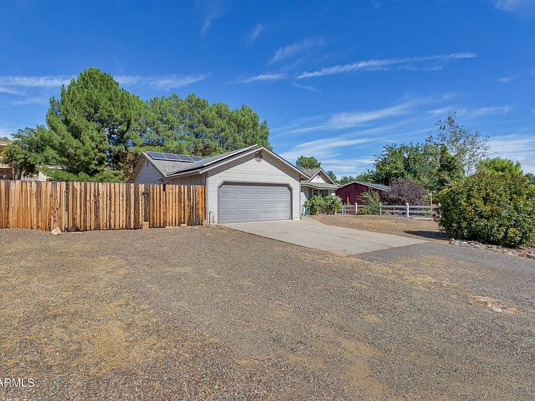 2220 S PUMA Circle photo 4