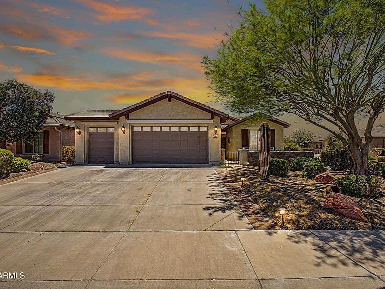 26495 W YUKON Drive photo 1