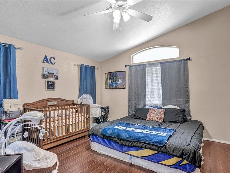 2859 Mount Hope Dr photo 5