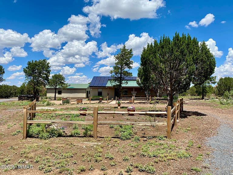 473 County Road 3144 N photo 1