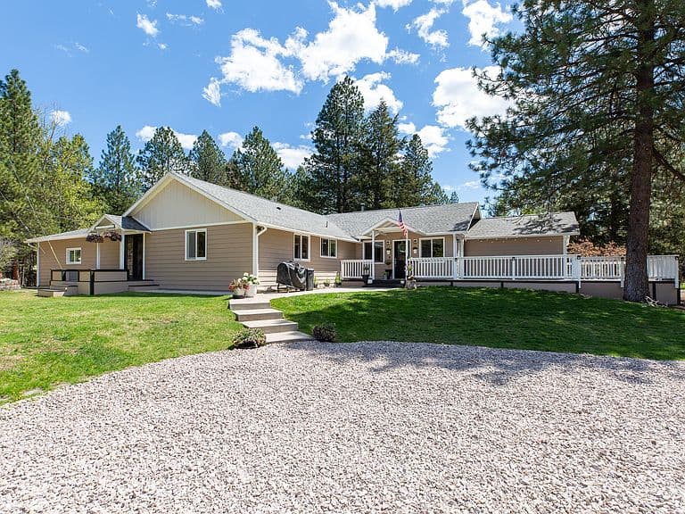 6400 Boondock Ln photo 2