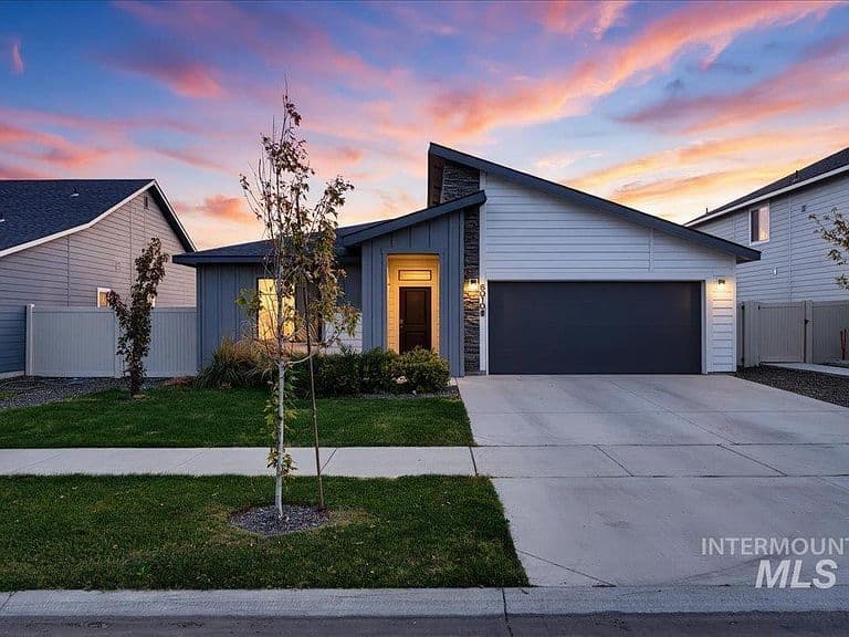 6010 W Kalamata St photo 1