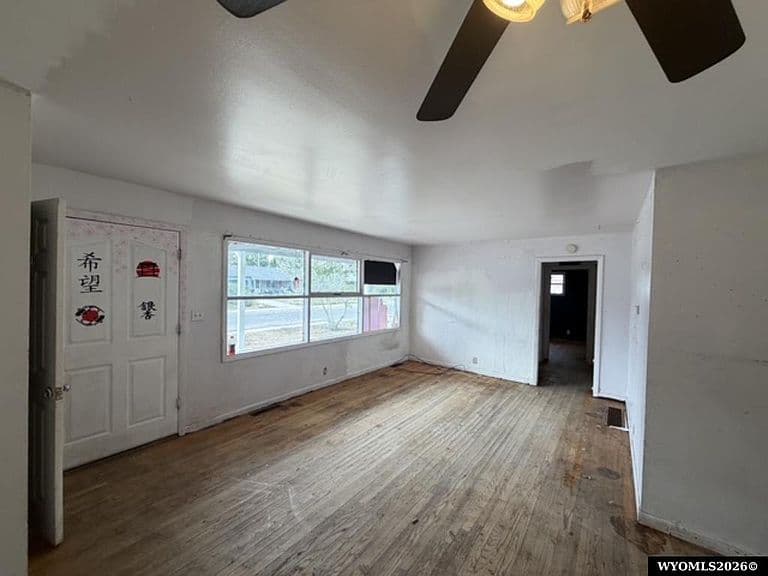 1625 Kit Carson Ave photo 3
