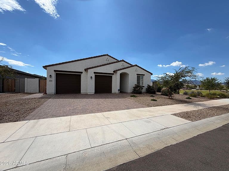 5615 W PASEO Way W photo 2
