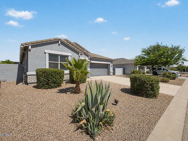 24653 N ALFALFA Drive photo 3