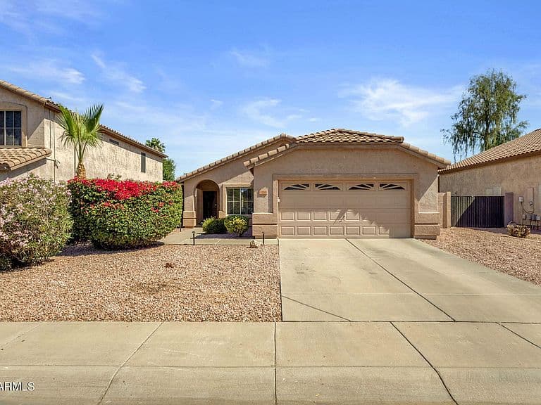 1216 W PINON Avenue photo 4