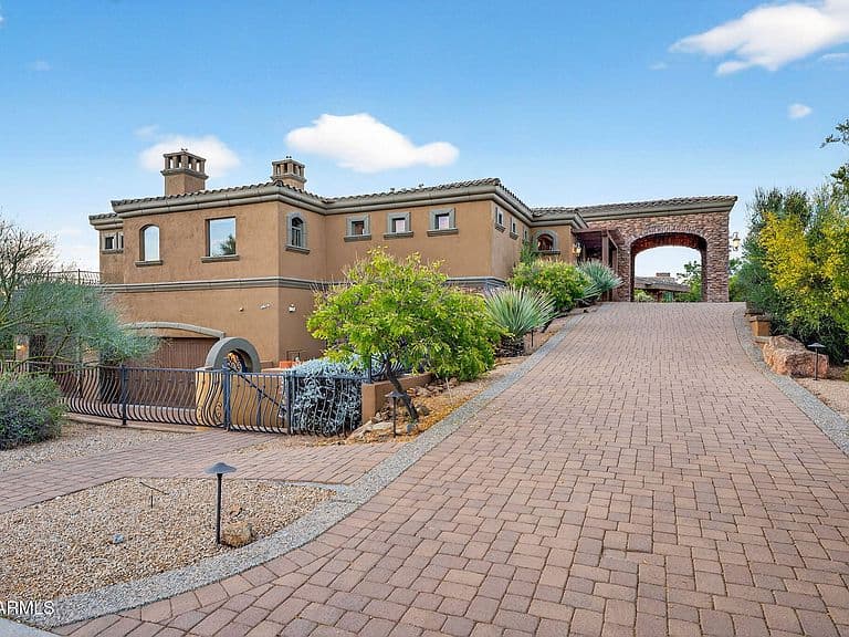 37084 N BOULDER VIEW Drive photo 4