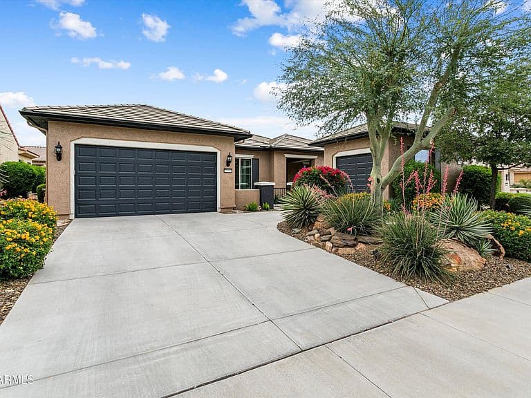 27165 W TONOPAH Drive photo 5