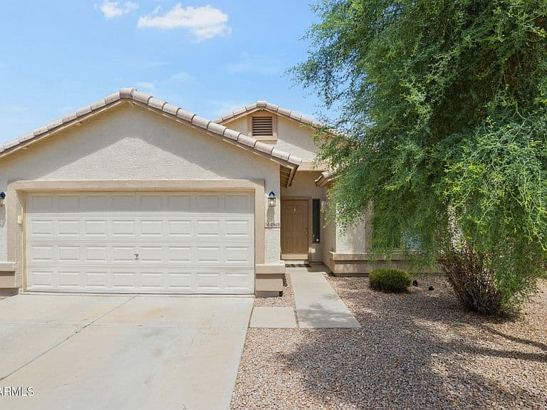 45618 W SHERIDAN Road photo 4