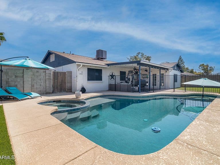 7316 E DRUMMER Avenue photo 1