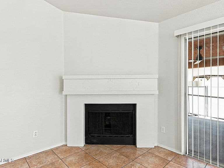 20415 N 29TH Way photo 5