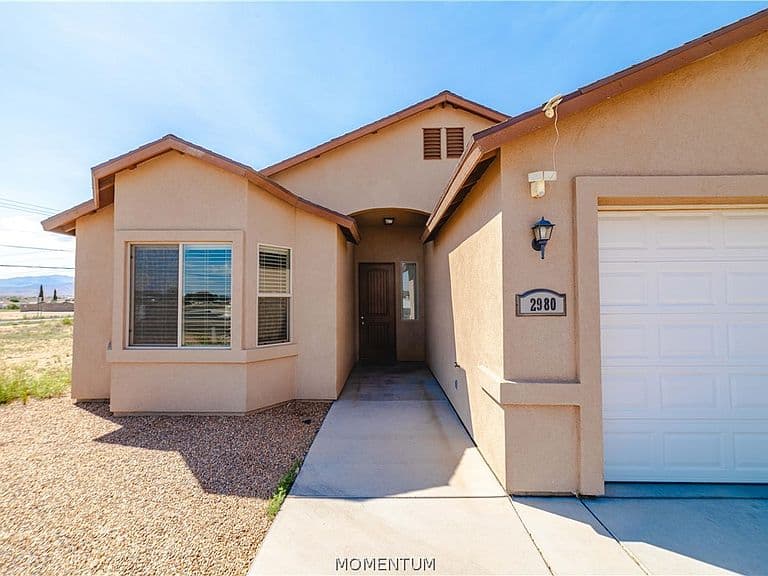 2980 E Neal Avenue photo 5