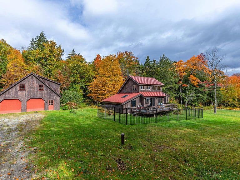 628 Moss Brook Road photo 3