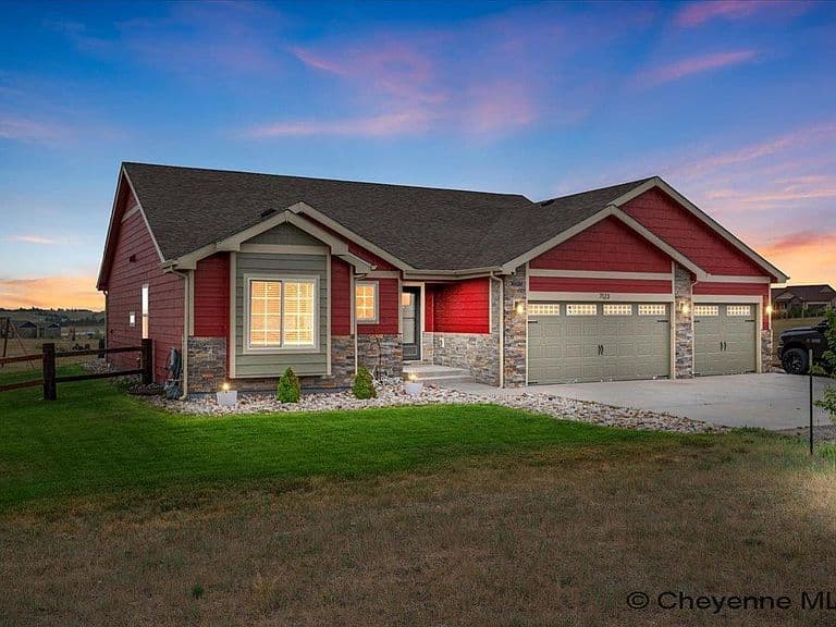 7123 Telluride Dr photo 1