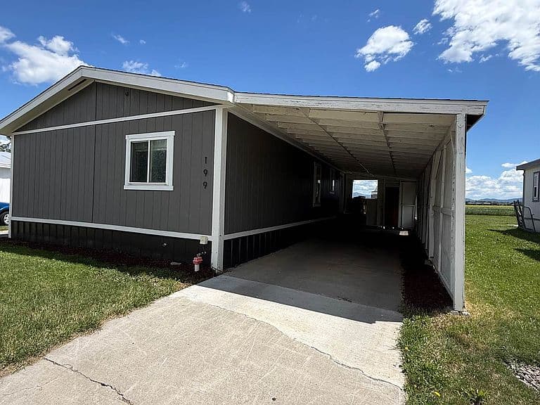 199 Launfal Ln photo 2