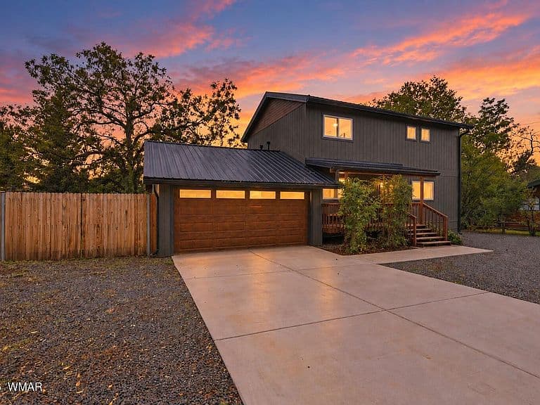 1419 W Navajo Ln photo 1
