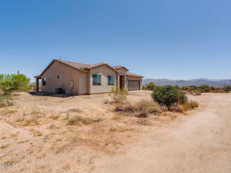 17220 E ESTANCIA Way photo 3