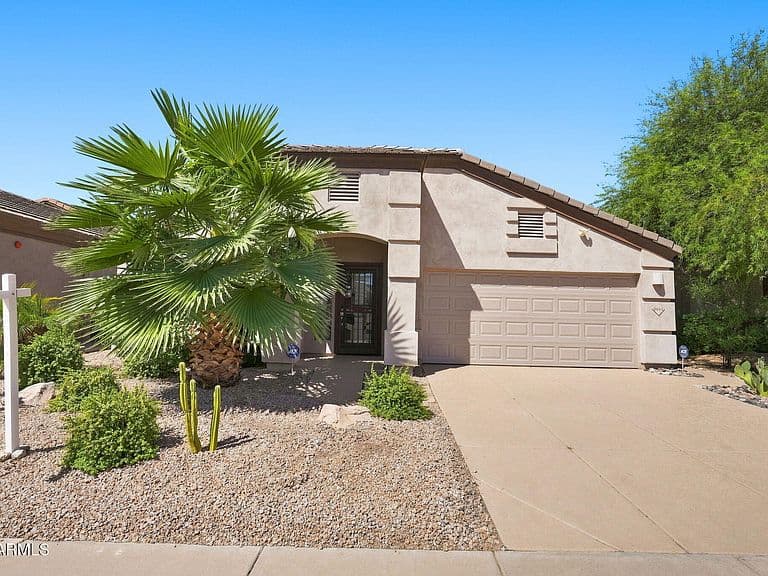8844 E SHARON Drive photo 1