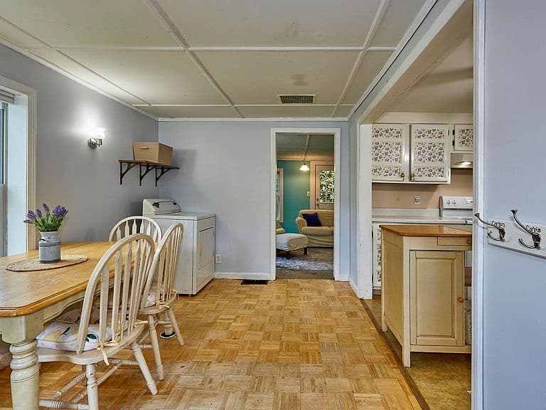 128 Burgess Road photo 3