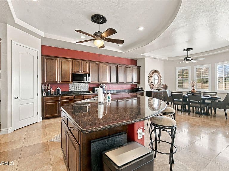 3212 E CONSTANCE Way photo 5