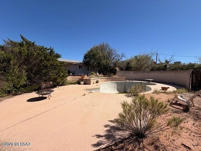 880 S La Mesa Cir photo 3