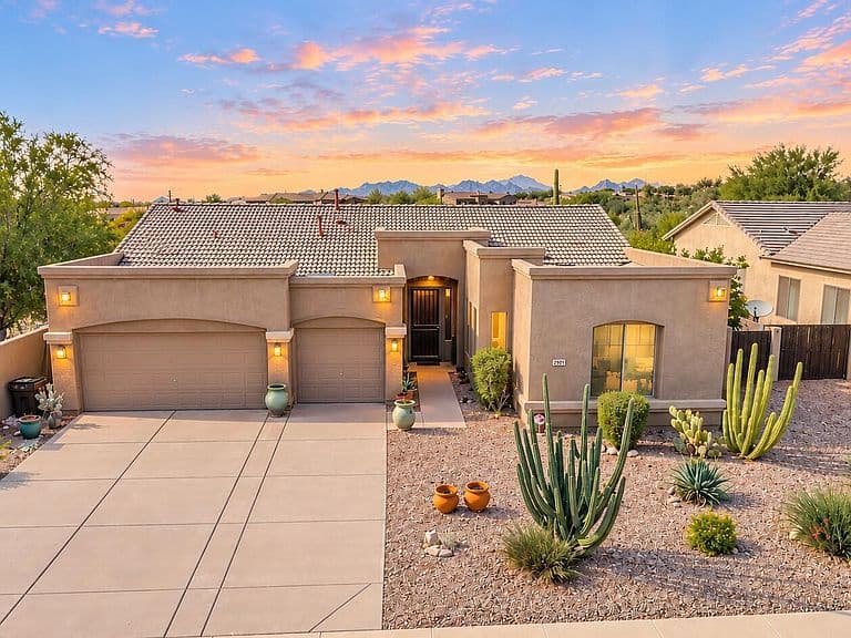 8206 E APACHE PLUMB Drive photo 3