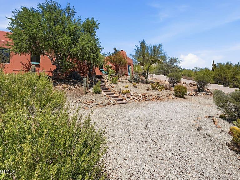 16516 E ARROYO VISTA Drive photo 2