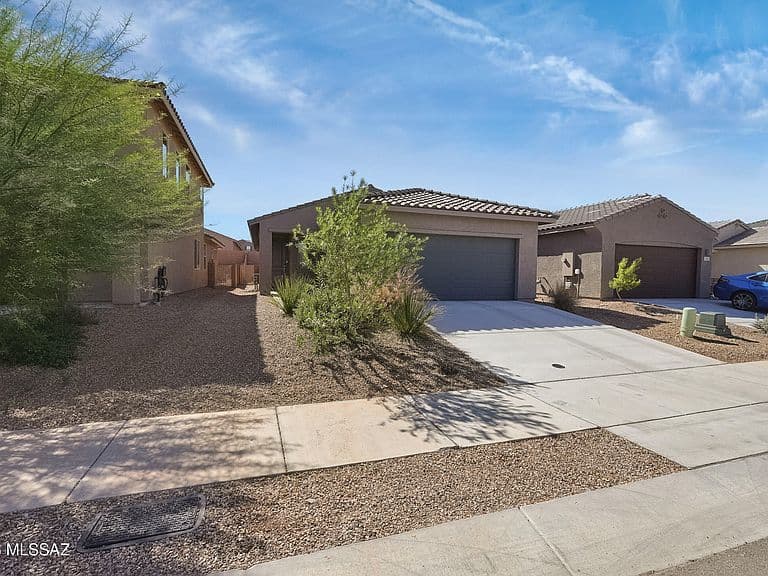 12600 E Caden Dr photo 1