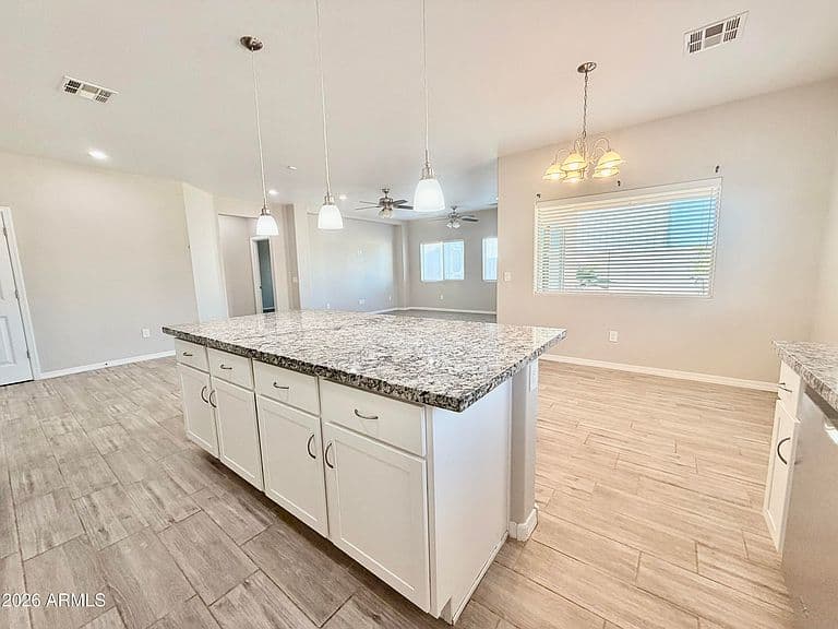 10346 W CAMELIA Drive photo 5
