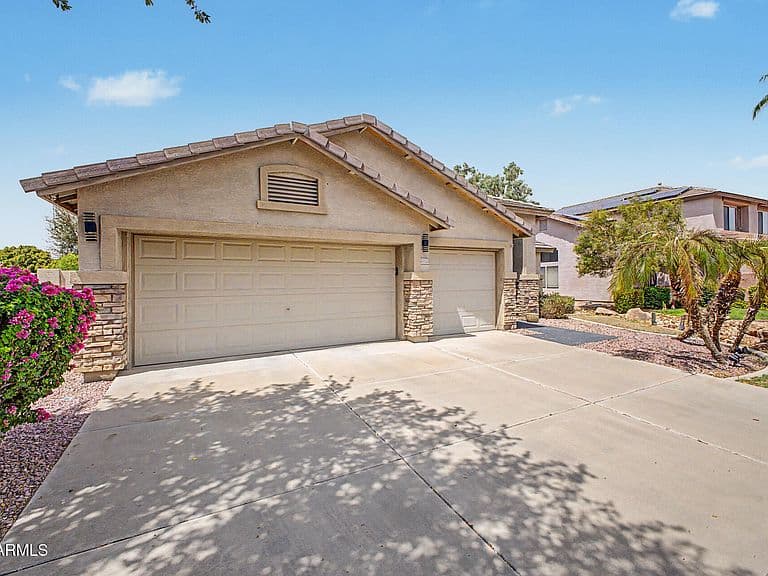 21122 N 80TH Lane photo 3