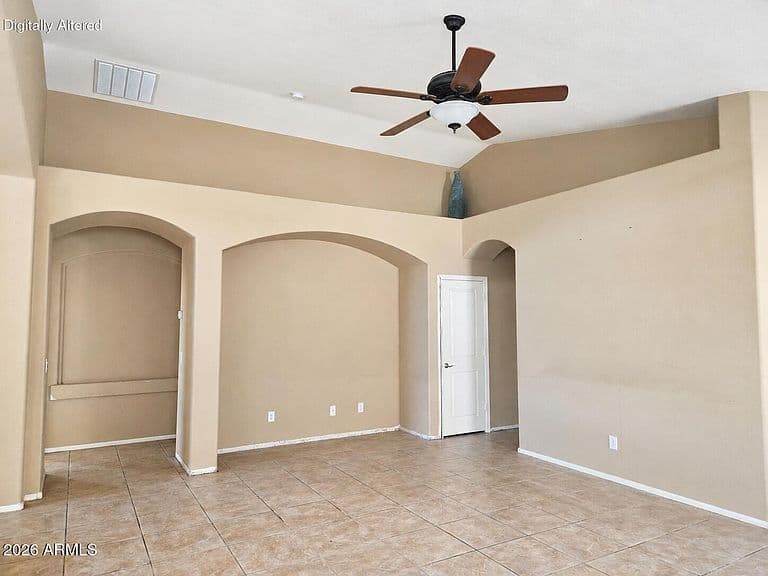 18217 N CANAL Drive photo 5