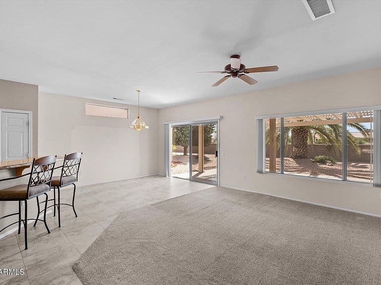 15327 W ECHO CANYON Drive photo 4