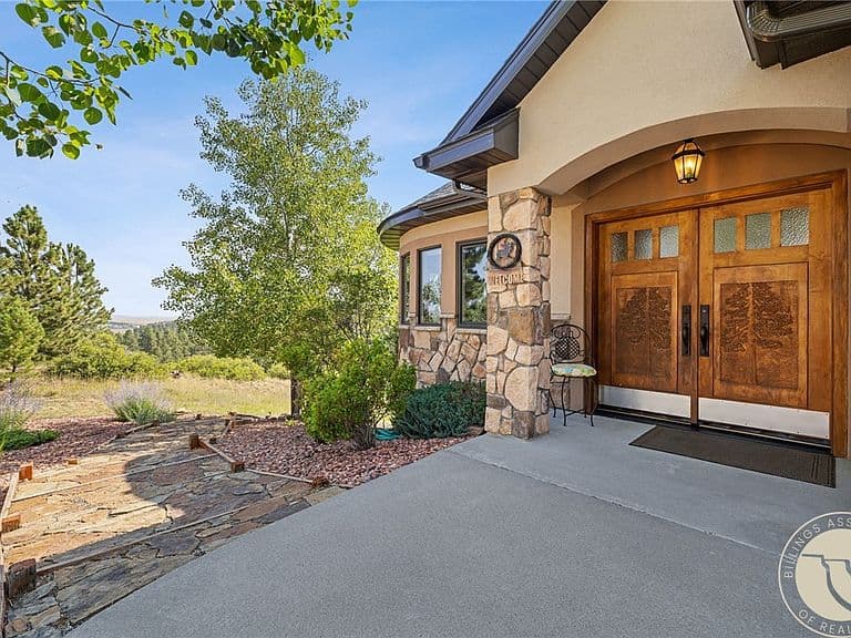 4485 Iron Horse Trl photo 4