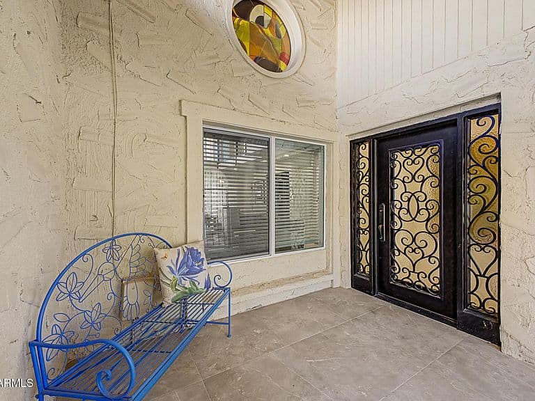 7123 E BUENA TERRA Way photo 5
