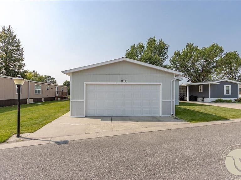 3904 Swallow Ln photo 2