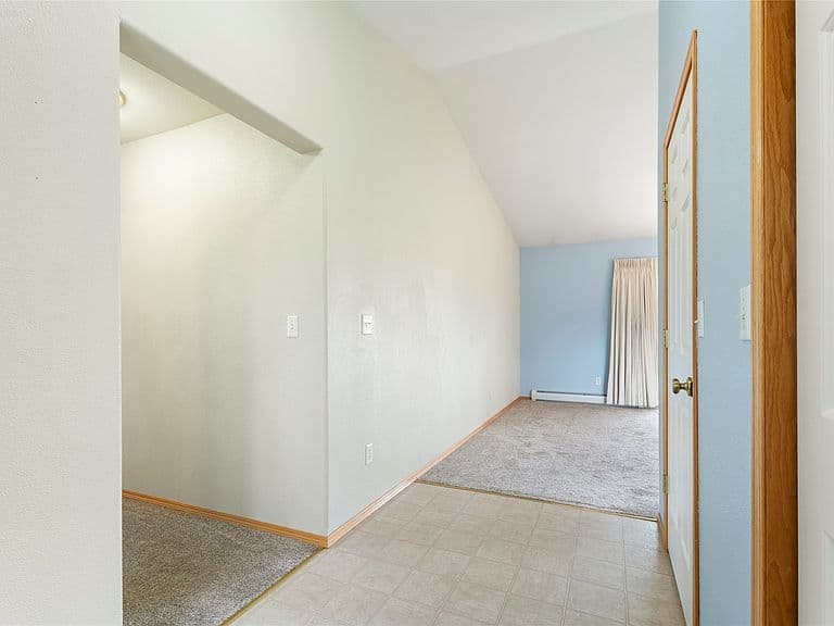 2670 Matyas Ct photo 5