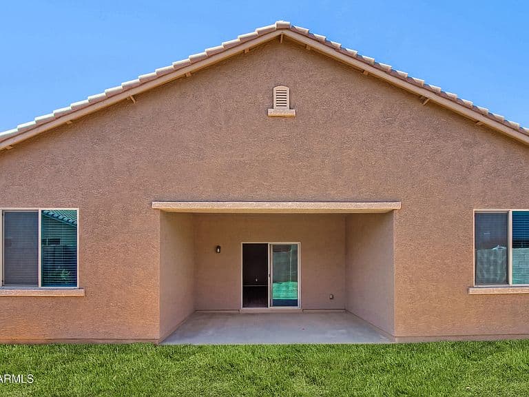 6926 W TOWNLEY Avenue photo 5