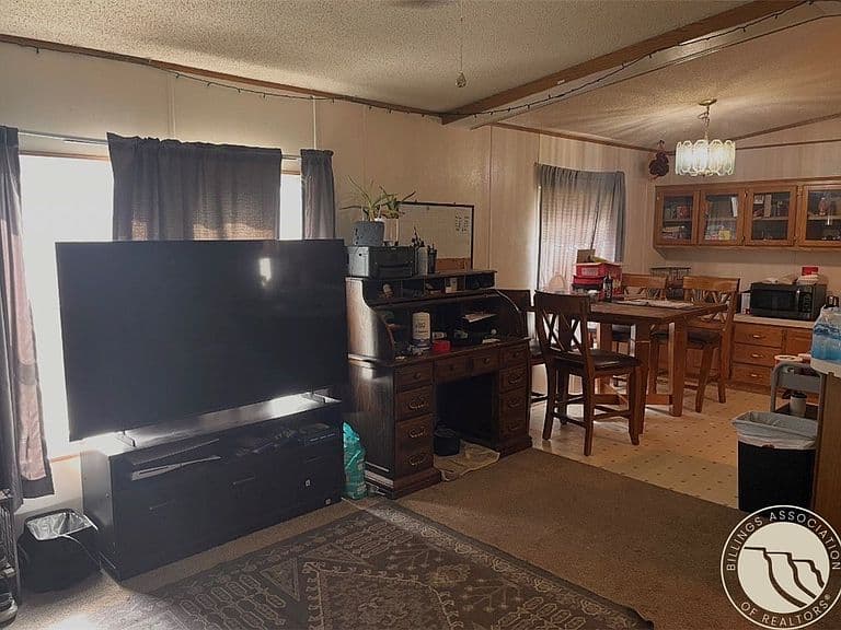 1016 Mirco Cir photo 3