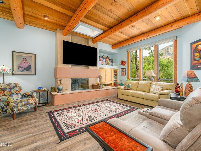 2250 E MULE DEER Road photo 5