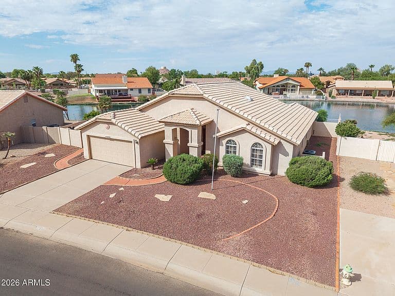 2081 N PEBBLE BEACH Drive photo 3