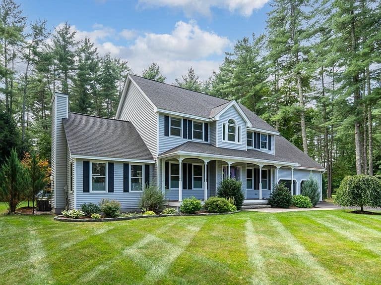 4 Taconic Drive photo 1