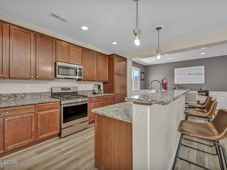 10725 Cedar Rock Dr photo 3