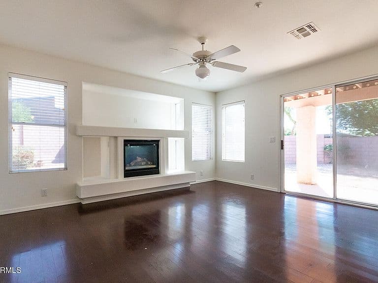 7650 E Williams Drive Unit 1058 photo 3