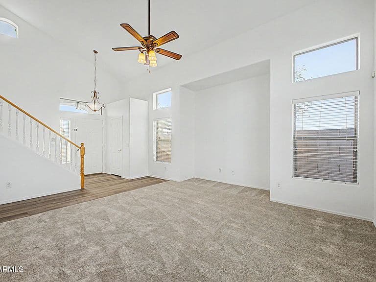 5601 S Seely Street photo 2