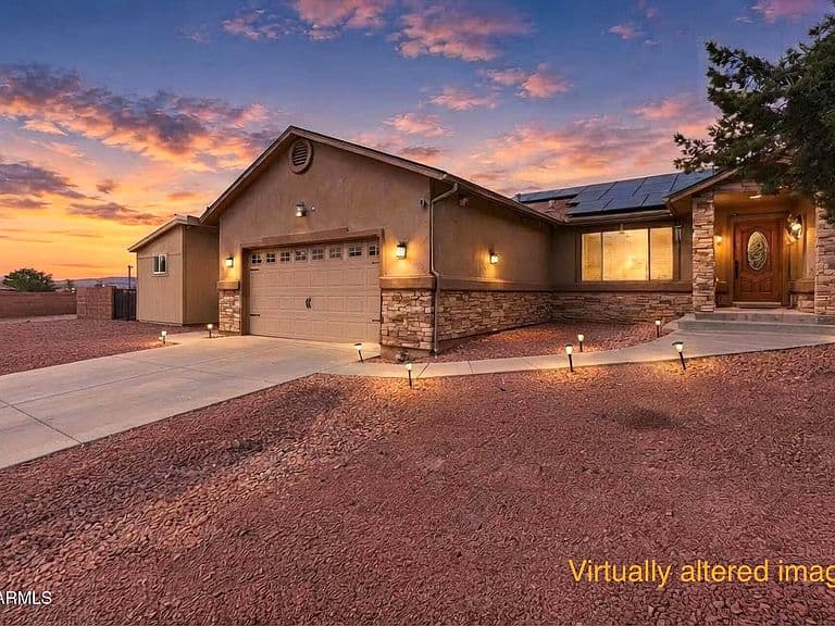 4830 E CEDAR Drive photo 1