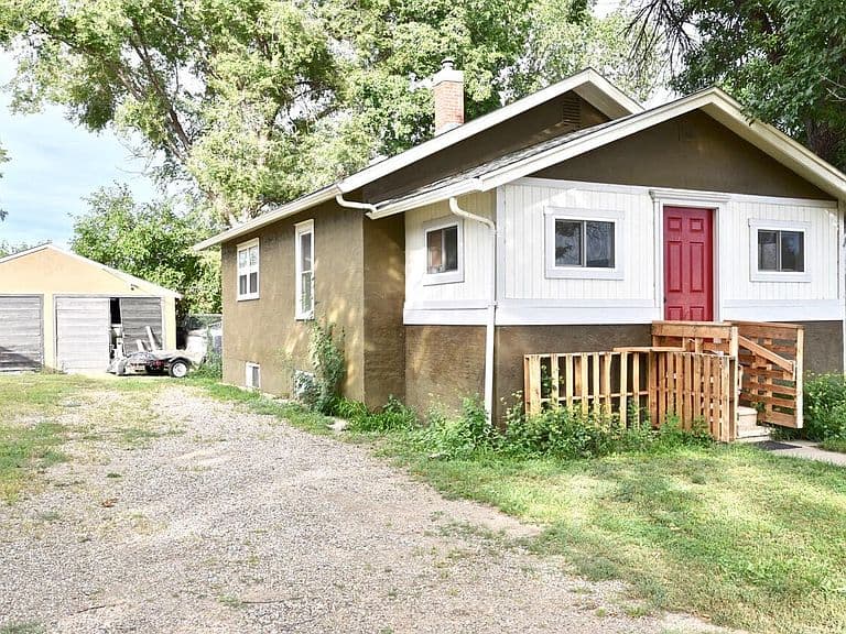 418 W Dakota Ave photo 3