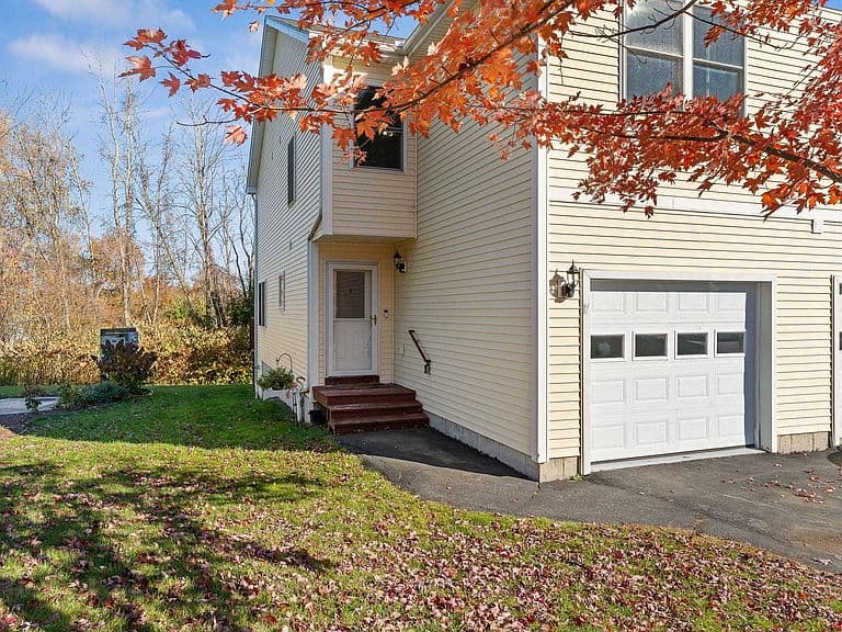 17 Ally Drive photo 5