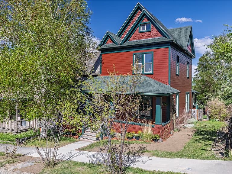 19 Shiland St photo 1