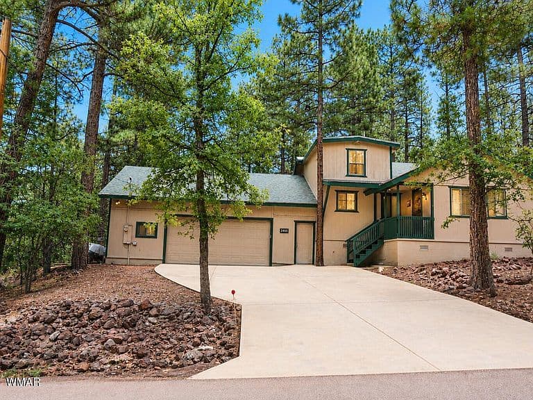 2843 S Cougar Ln photo 2